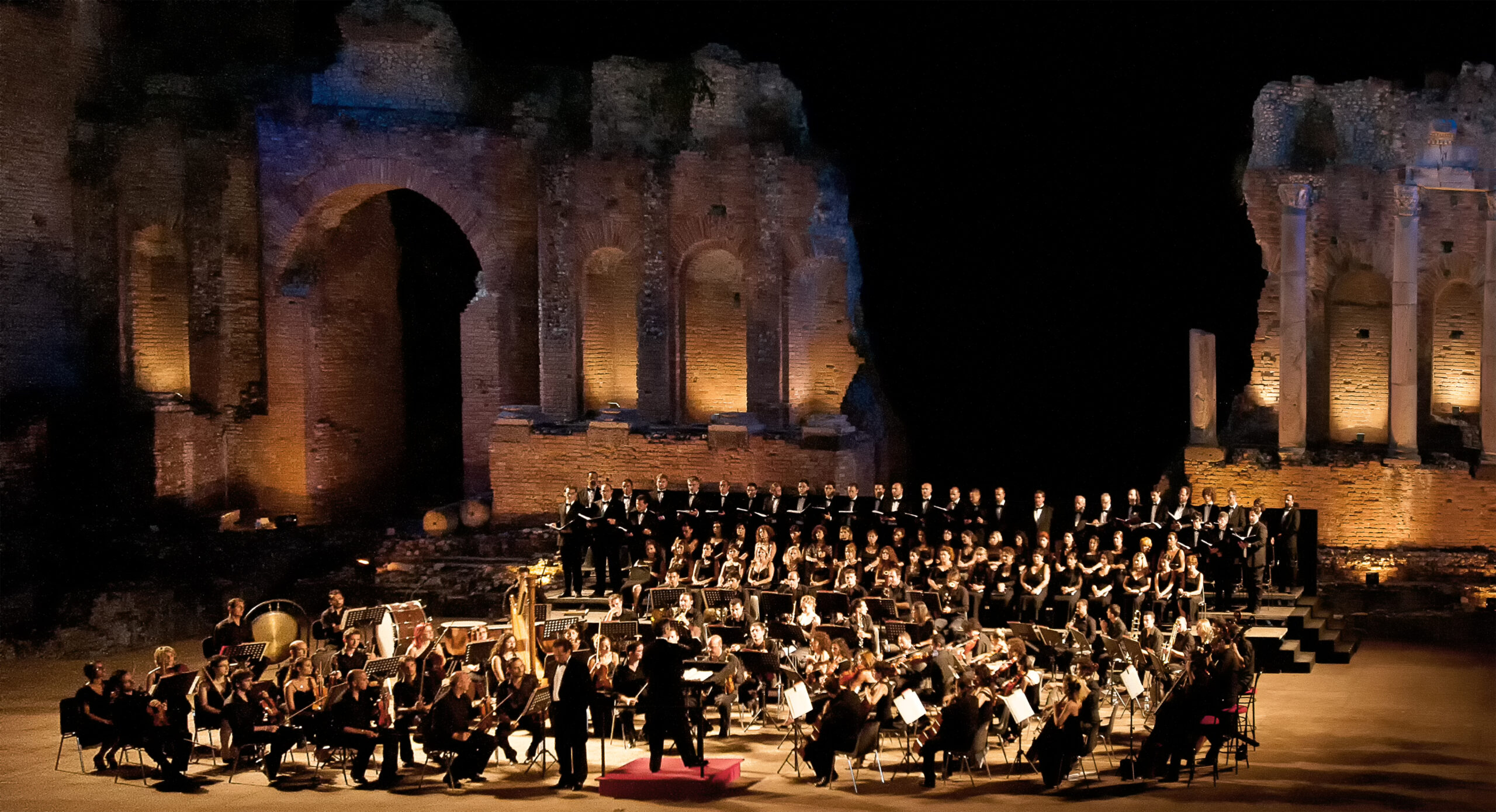 Festival lirico dei Teatri di Pietra 2024 in Sicilia, diretto da Francesco Costa